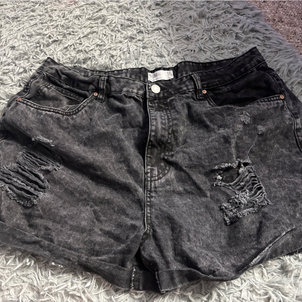 black ripped mom jean shorts